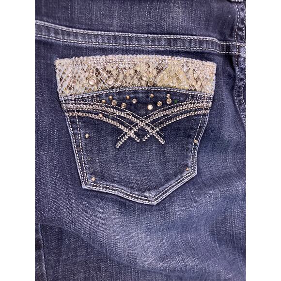 Chico’s Platinum Denim Jeans Size 1.5 / 10 Blue Stretch Bling Pocket Mid Rise - Picture 5 of 6